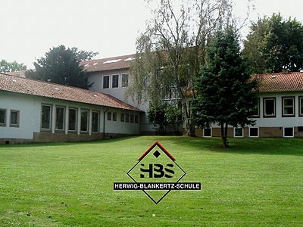 hbs00001.jpg