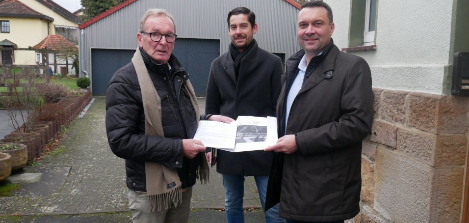 Wolfgang Annecke (Eigentümer), Dirk LIndemann (Bauamtsleiter) u. Bürgermeister Torben Busse